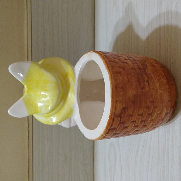 Vintage Anthropomorphic Farmer Rabbit Planter 6" Height - Picture 3 of 5